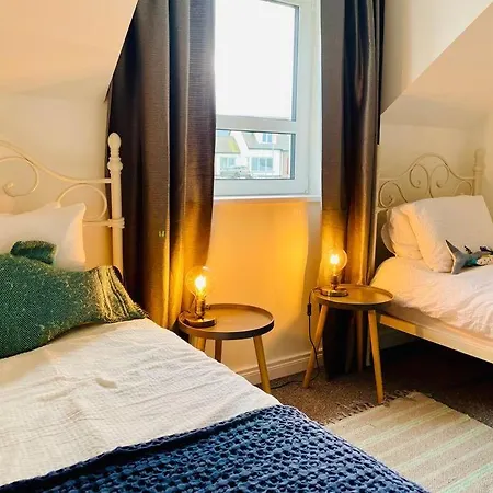 Luxury With Fibre Broadband Holiday home *
